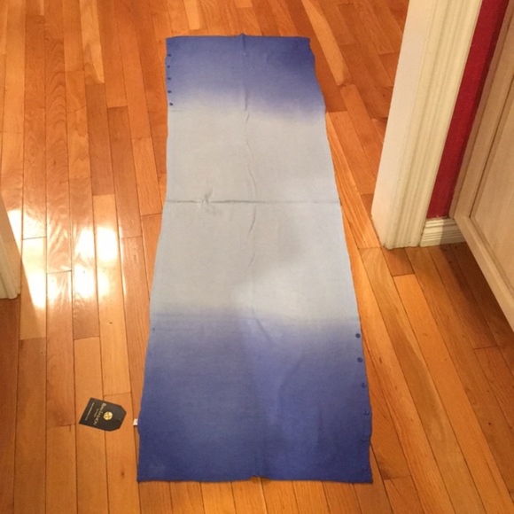 Versatile 4-IN-1 SOFT OMBRÉ BUTTON CARDIGAN - Picture 4 of 8